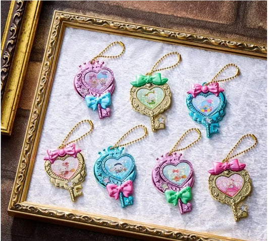 Bandai Sanrio Character Magical Charm Biscuit 21gx12 Bandai Sanrio  曲奇吊饰食玩 (仮)サンリオキャラクターズ きらっとマジカルチャームBiscuit
